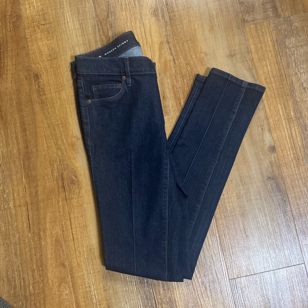 Ann Taylor loft modern skinny dark wash jeans size 25/0